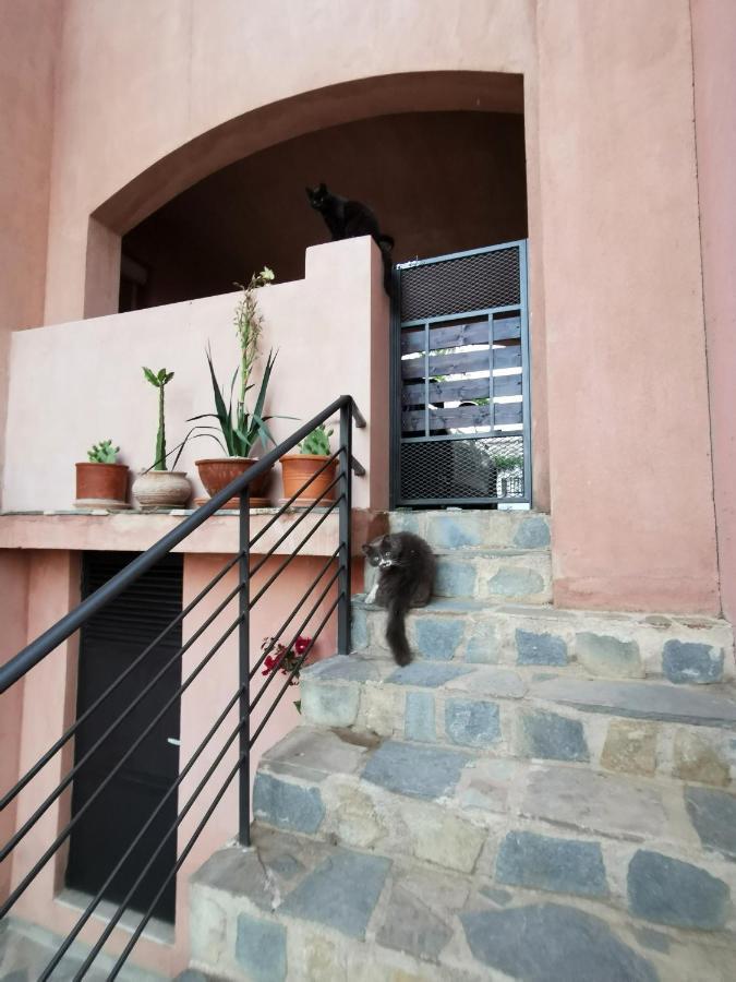 Апартаменты Armonia Petra House Кавала Экстерьер фото